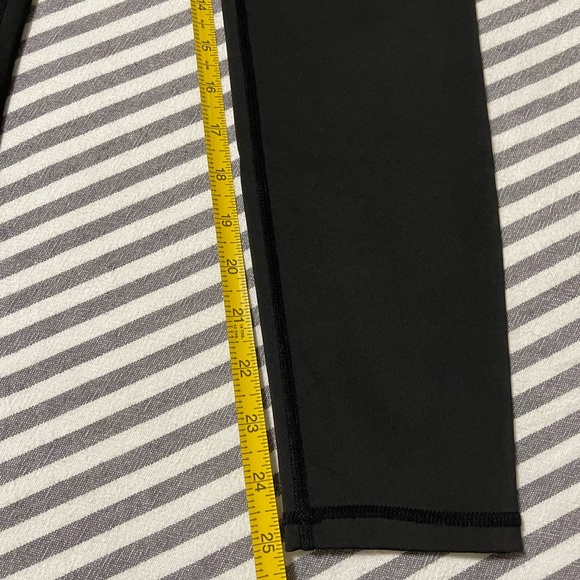 ALO leggings - Picture 6 of 7